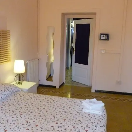 Nocleg ze śniadaniem Carlo Alberto House 3*