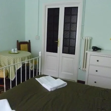 Carlo Alberto House روما