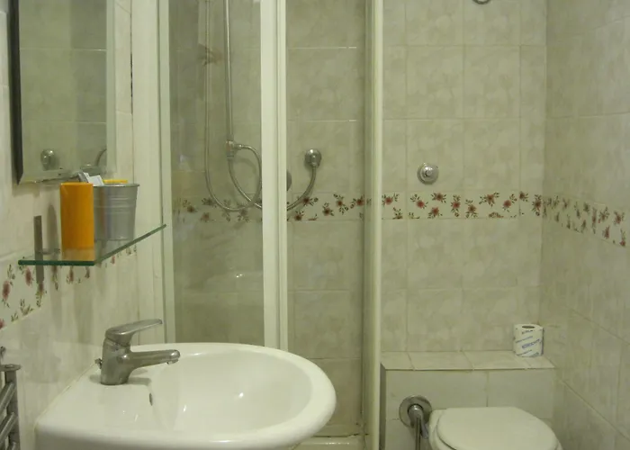 فندق مبيت وإفطار Carlo Alberto House 3*